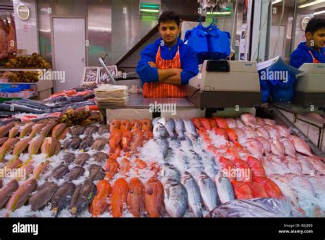 Fish Seller In Brixton London England Uk Stock Photo Alamy