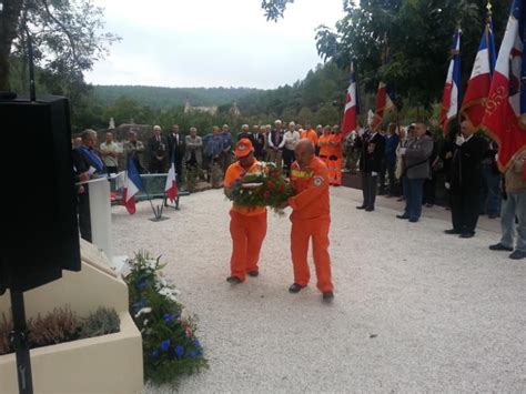 Ayant une eau très calcaire, les éviers entartrés, la peau sèche et qui gratte, nous avons trouvé la bonne solution. Harkis, inauguration d'un jardin du souvenir au hameau de ...