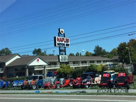 Maples Motor Inn 2017 Prices Reviews And Photos Pigeon Forge Tn