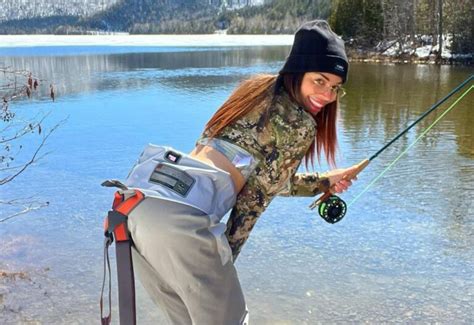 Tiktok Myla Del Rey Ice Fishing Girl Tutorials Age Height