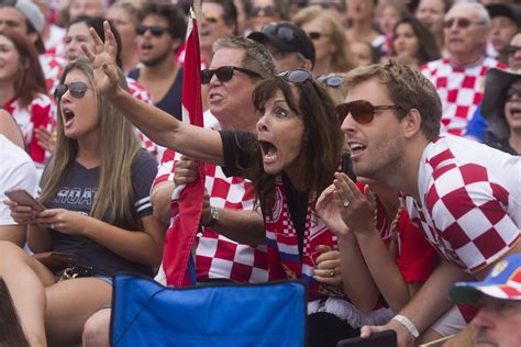 Tears Followed By Dancing In San Pedro Proud Croatian Community Celebrates Amid World Cup Loss