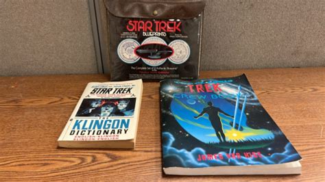 Star Trek Crewbook The Klingon Dictionary And Blueprints