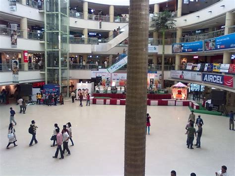 Express Avenue Mall Chennai Shops Restaurants Play Zone