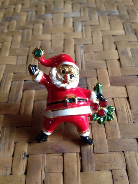 Vintage Santa Claus Christmas Pin With Holly Etsy