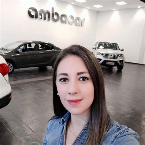 Fernanda Cordova Asesora Venta Vehículos Nuevos Quito