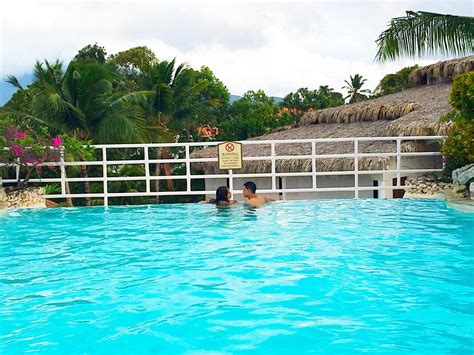 These large resorts offer a. THE TROPICAL AT LIFESTYLE HOLIDAYS VACATION RESORT ...
