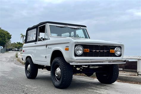 Custom Classic Ford Broncos For Sale 1966 1977 Early Broncos Modified