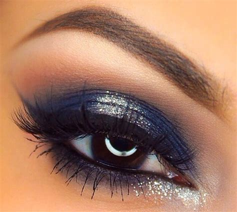 Makeup Ideas For Game Day Eye Makeup Blue Dress Glitter Eye Makeup Eyeshadow Makeup Makeup