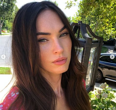 Megan Fox Is Back On Instagram With Series Of Selfies And Fans Are