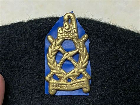Help To Id Beret Badge Great Britain Militaria Badges Uniforms