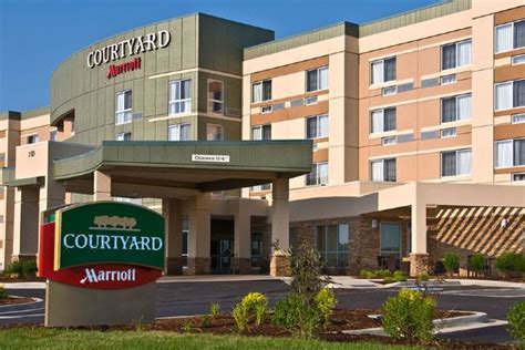 Courtyard By Marriott Carrollton Hotel Reviews And Room Rates