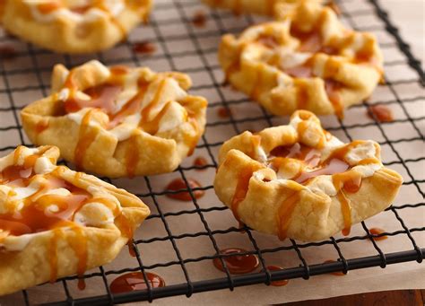 The method for this filling is surprising but. RECIPE: Caramel Apple-Marshmallow Tarts | INGREDIENTS 1 ...
