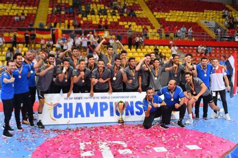 وينطبق مصطلح البوندسليغا أيضا على دوري كرة. منتخب مصر لكرة اليد يتوج بلقب بطولة العالم للناشئين تحت 19 ...