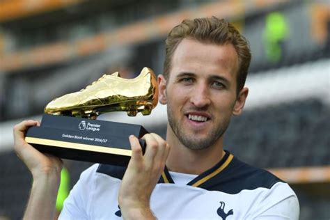 The european golden shoe, also known as european golden boot, is an award that is presented each season to the leading goalscorer in league matches from the top division of every european. Harry Kane tightens Premier League Golden Boot grip