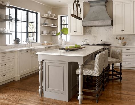 Small Guide On Your Kitchen Island Legs