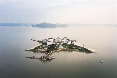 Hotel Island Goals Ha Long Bay R Vietnam