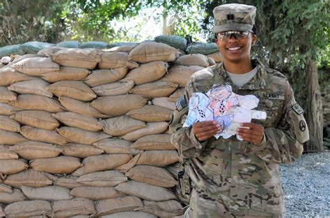3rd Esc Soldiers Meet With Pen Pals Article The United States Army