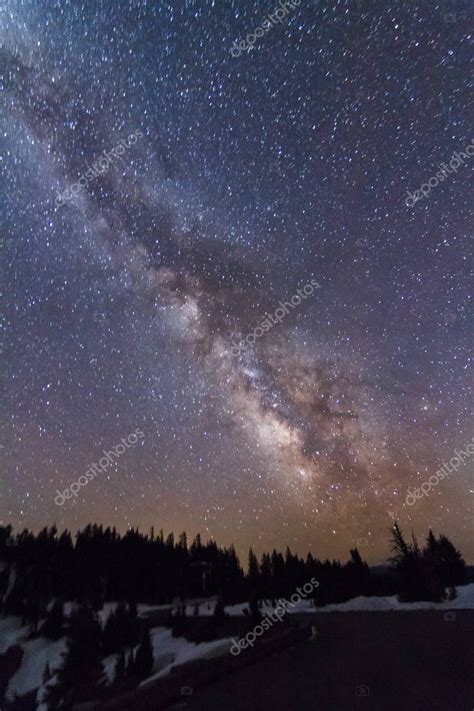 Milky Way Horizon — Stock Photo © Bunlee 195473120