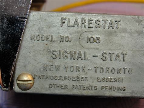 Rare Nos Vintage Flarestat Model Accessory Emergency Hazard Way