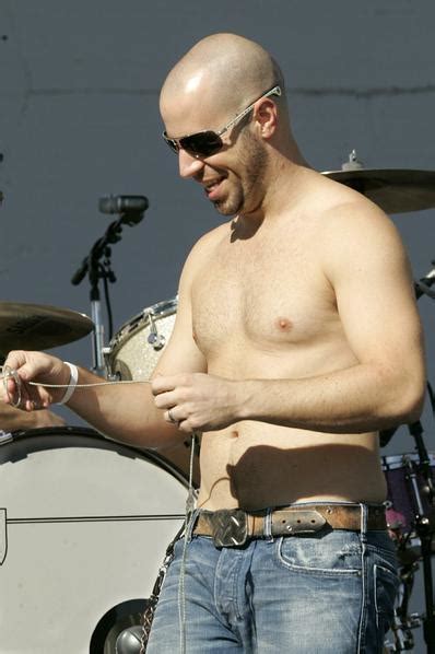 SHIRTLESS SINGERS Chris Daughtry Shirtless Pictures During Some Concerts