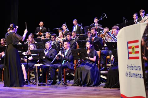 Tradicional concerto de fim de ano da Banda Sinfônica da Semed une