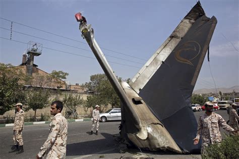 Crash Of Iranian Built Plane Leaves 39 Dead Daily Mail Online