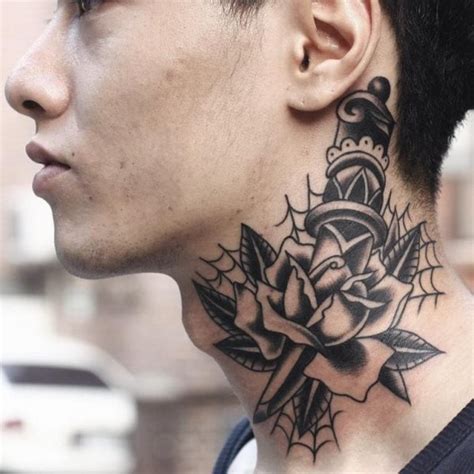 Tattoo En El Cuello Pequenos Para Hombres