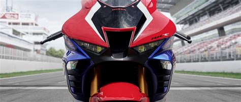 Honda cbr650r is the 650cc bike launched by honda. Honda CBR1000RR-R Fireblade presented › Motorcycles.News ...