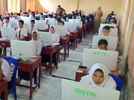 ~ tes wawasan kebangsaan ~ contoh soal nkri (negara kesatuan republik indonesia) ~ bidang gbhn ~ kemampuan numerik yaitu kemampuan melakukan operasi perhitungan angka dan bijgewerkt: √Kumpulan Contoh Soal Kisi-Kisi UN SMP Lingkup Materi ...