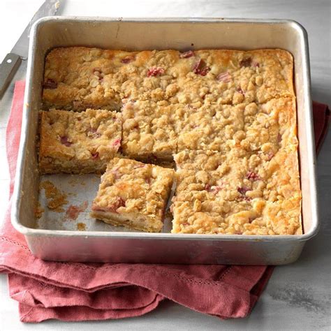 Strawberry Rhubarb Cheesecake Bars Recipe How To Make It Taste Of Home