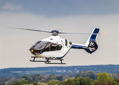 Hubschrauber Mieten Ec 135 Vip Aeroaffaires