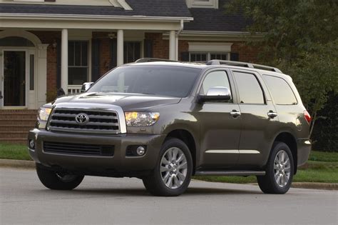 Explore the newest toyota trucks, cars, suvs, hybrids, and minivans. 2017 Toyota Sequoia Pricing & Features | Edmunds