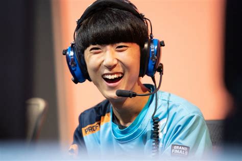 London Spitfire Release Profit And Gesture