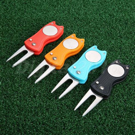 Stainless Steeland Plastic Golf Divot Repair Tool Automatically Extended