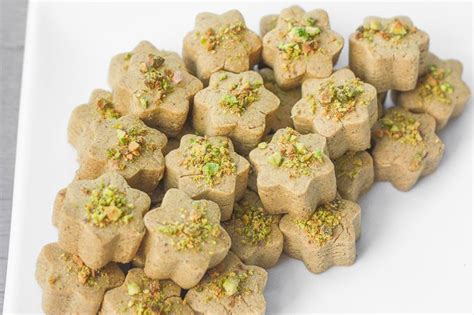 persian chickpea cookies with pistachio nan e nokhodchi is a crumbly melt in your mouth