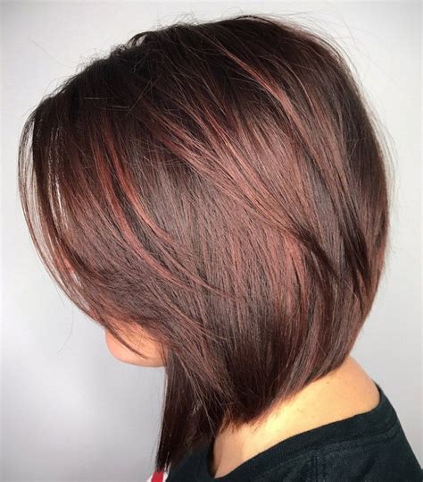 Don't worry as we've got everything trendy in this collection of ideas on how to layer your hair effectively. Angled And Layered Shoulder Length Bob | Kapsels, Fijn ...