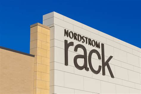Nordstrom Vs Nordstrom Rack What Are The Differences Legitgrails