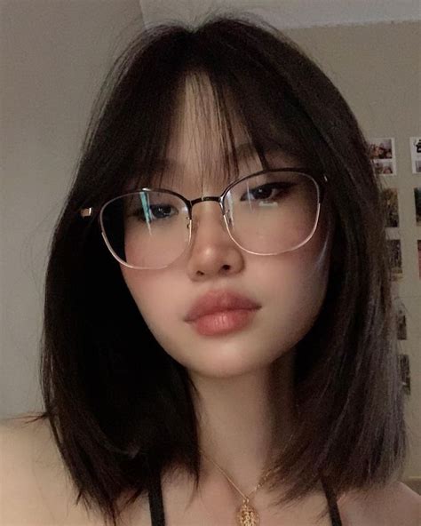 Ellie On Instagram “messy But Pt 2” Really Pretty Girl Glasses