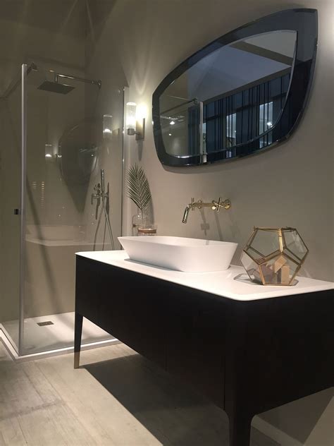 Bathroom mirrors from kohler are designed to add style and function to your bathroom. Luxury Bathrooms: 9 Dashing Mirrors To Complete Your Dream ...