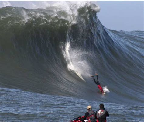 Find the perfect mavericks waves stock photos and editorial news pictures from getty images. Chasing Mavericks: Mavericks Big Wave Surf Competition ...