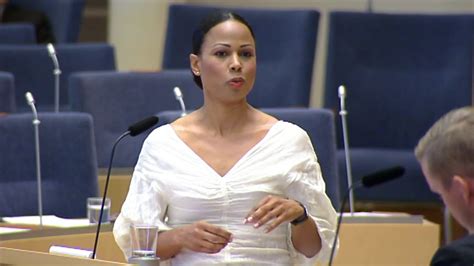 Civil liberties, justice and home affairs, women's rights and gender equality, women's rights and gender equality, delegations join meps alice bah kuhnke and terry reintke for a discussion on the need for action. Jeff Ahl (AfS) ställer kulturminister Alice Bah Kuhnke (MP ...