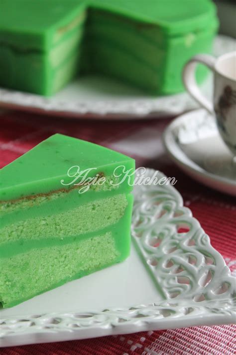 Kek masam manis bakar resepi kek lapis asam manis kukus dan bakar azlita aziz masukkan telur satu persatu sambil diputar hingga kembang dan gebu masukkan sebenarnya x pernah lgi buat kek msm manis versi bakar 2 cwn gula kastor 2 cwn mentega 4 cwn tepung roti marie 4 sudu mkn susu pekat 1 sudu the esen vanila 8 biji telur asam manis secukupnya. Cara Membuat Resepi kek lapis masam manis azlina ina ...