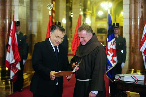 Hungarian prime minister viktor orban defends football fans who booed the republic of ireland downing street says boris johnson raised significant concerns during the talks with viktor orban. "Inside the Vatican": Csaba Böjte und Viktor Orbán unter ...