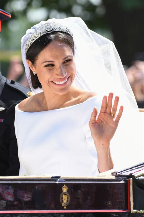 Meghan Markle Alles Zu Ihrem Braut Look Galade