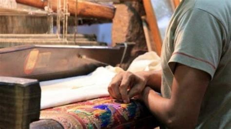 Rajasthan Govt Plans To Generate 50000 Jobs In Handicraft Sector