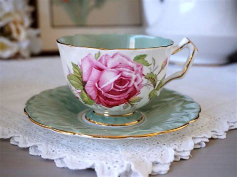 Vintage Aynsley Tea Cup And Saucer Large Pink Cabbage Roses Etsy Tea Cups Tea Cups Vintage