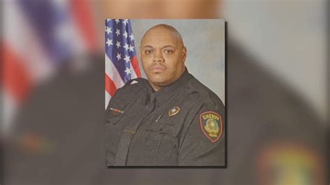 Tarrant County sheriff's corporal dies from COVID-19