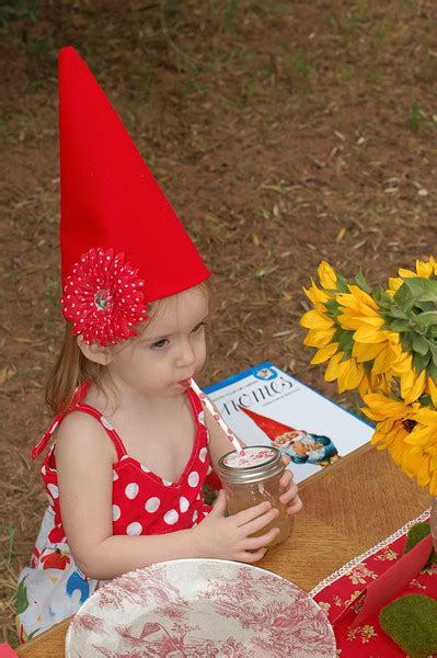 Logosoftwear.com has been visited by 10k+ users in the past month DIY Project: Felt Gnome Hats | Tikkido.com