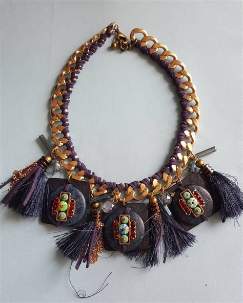 Pembayaran mudah, pengiriman cepat & bisa cicil 0%. Jual Aksesoris Wanita Murah Grosir & Ecer Online Shop ...