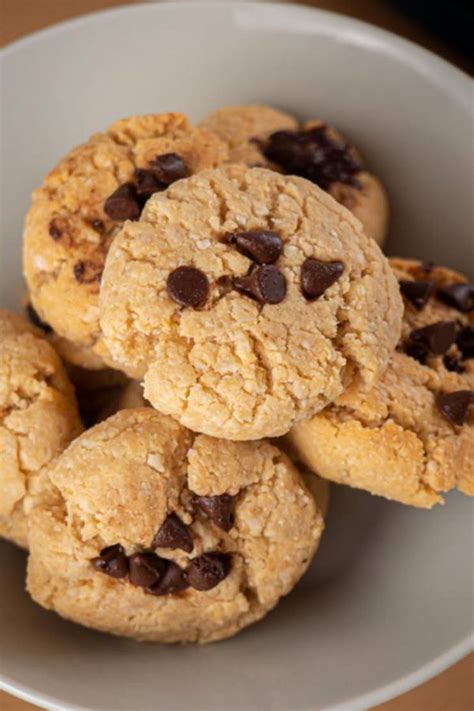 Each food has a link to its own page with a more detailed recommendation and a net carb calculator. BEST Keto Cookies! Low Carb Keto Peanut Butter Chocolate Chip Cookie Idea - Quick & Easy ...